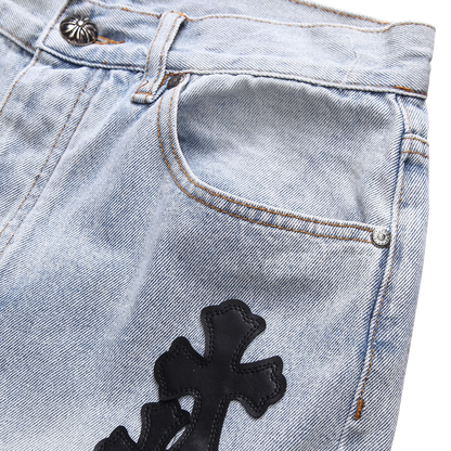 Cross Patch Denim Shorts – Light Wash